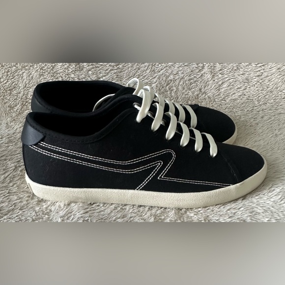 RAG & BONE Black Canvas Court Sneaker size 39 - Picture 3 of 8